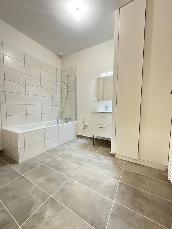 Appartement - 110 m² - 4 pièces