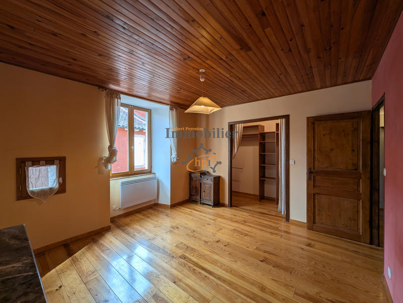 Maison - 152 m² - 6 pièces