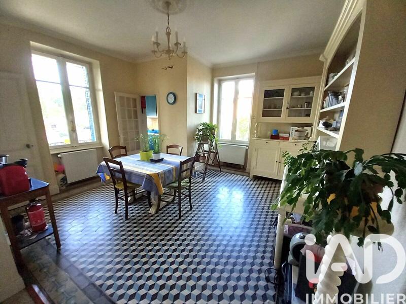 Maison de village - 188 m² - 7 pièces