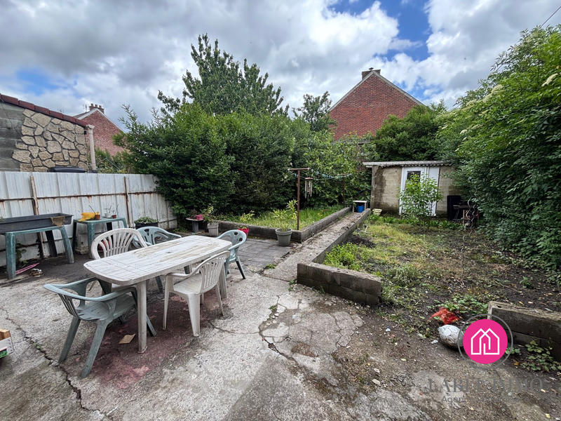 Maison - 75 m² - 5 pièces