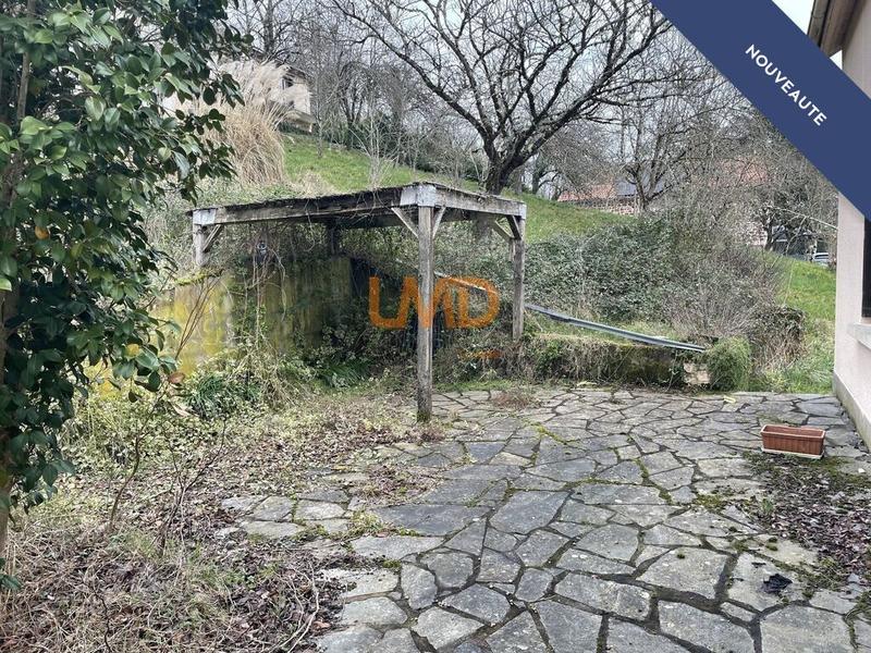 Maison - 97 m² - 6 pièces