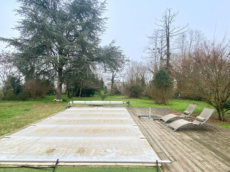 Maison - 180 m² - 7 pièces