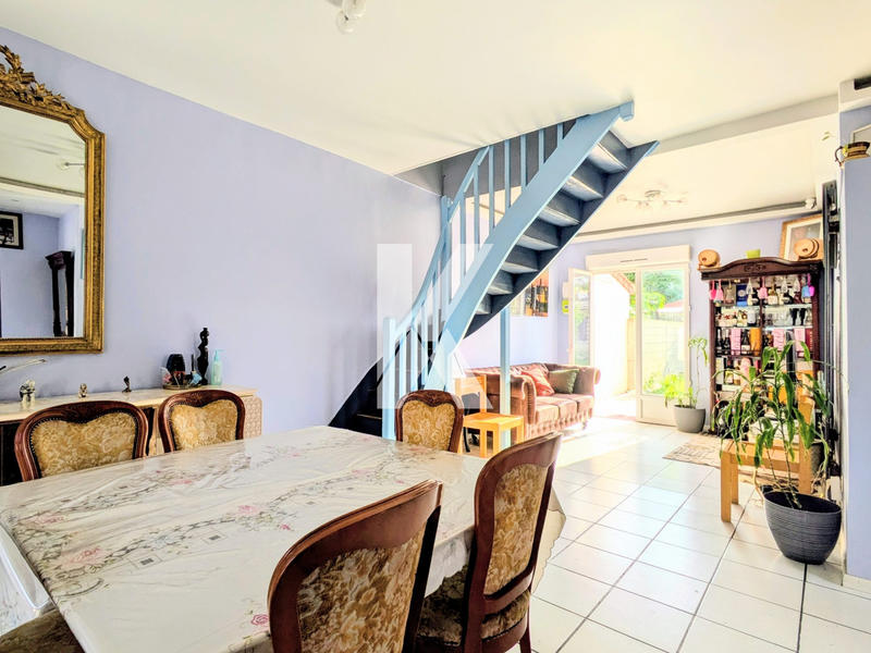 Maison - 89 m² - 5 pièces