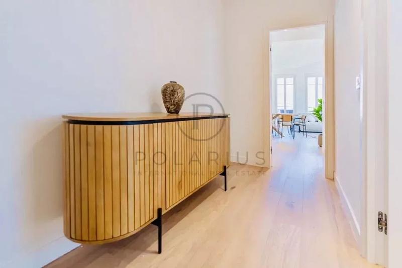 Appartement - 136 m² - 5 pièces