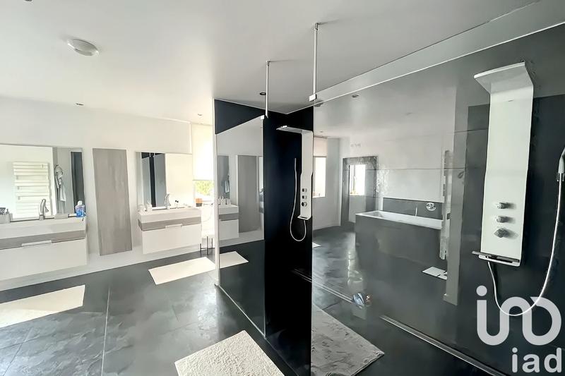 Maison de maîtres - 376 m² - 9 pièces