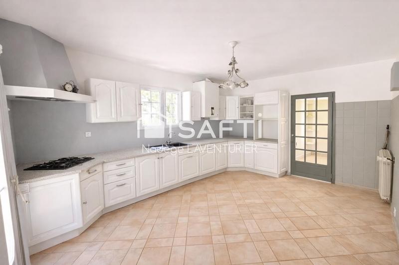 Maison - 165 m² - 5 pièces