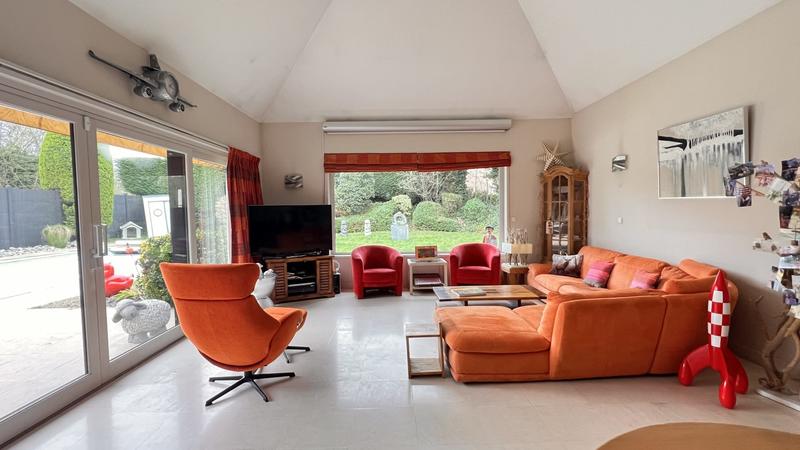 Villa - 196 m² - 7 pièces