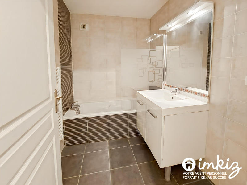 Appartement - 95 m² - 4 pièces