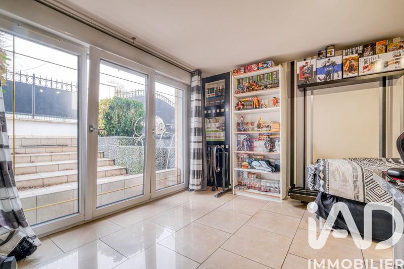 Maison - 269 m² - 8 pièces