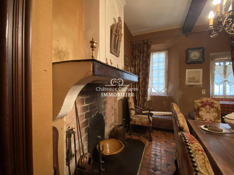 Maison ancienne - 337 m² - 10 pièces