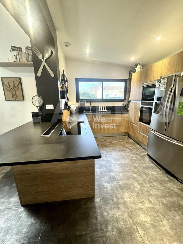 Maison - 137 m² - 5 pièces