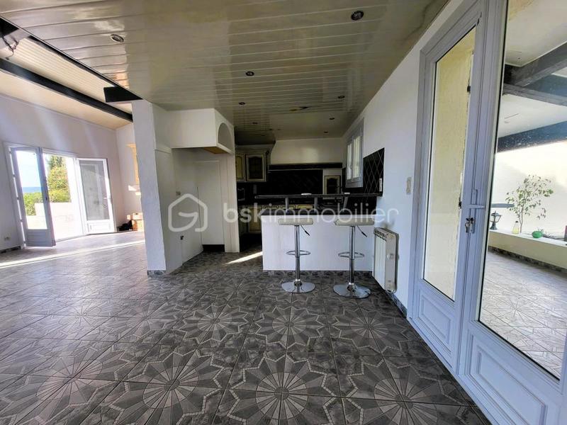 Villa - 157 m² - 6 pièces