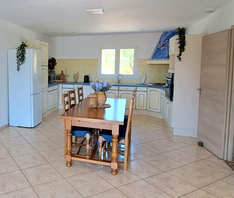 Maison - 170 m² - 7 pièces