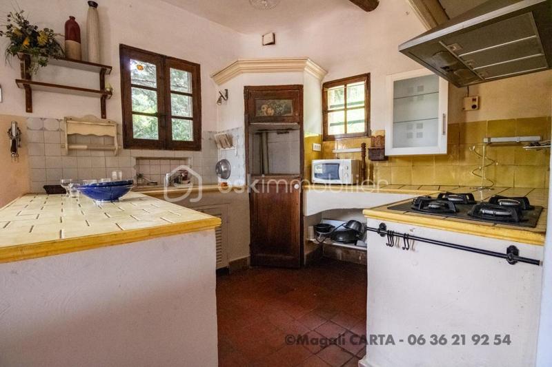 Demeure - 160 m² - 6 pièces