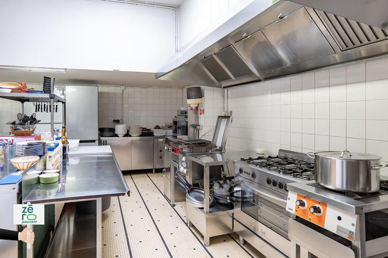 Fonds de commerce - Magasins - 160 m²