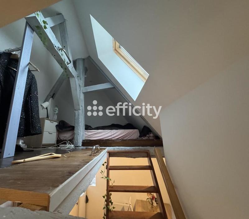 Maison - 74 m² - 6 pièces