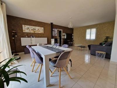 Villa - 155 m² - 6 pièces