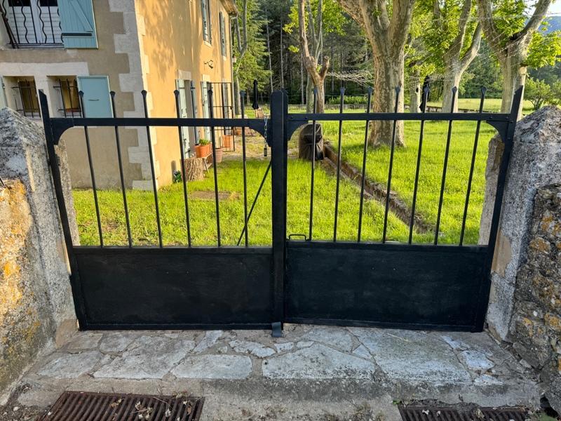 Maison de maîtres - 350 m² - 11 pièces