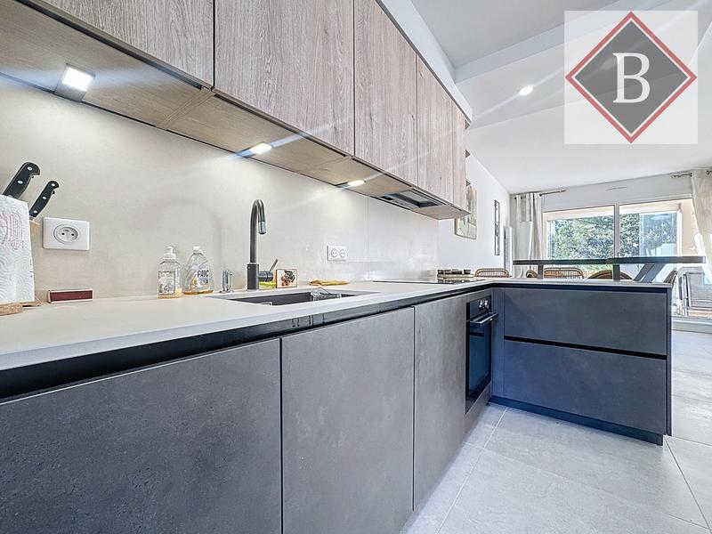 Maison - 90 m² - 3 pièces