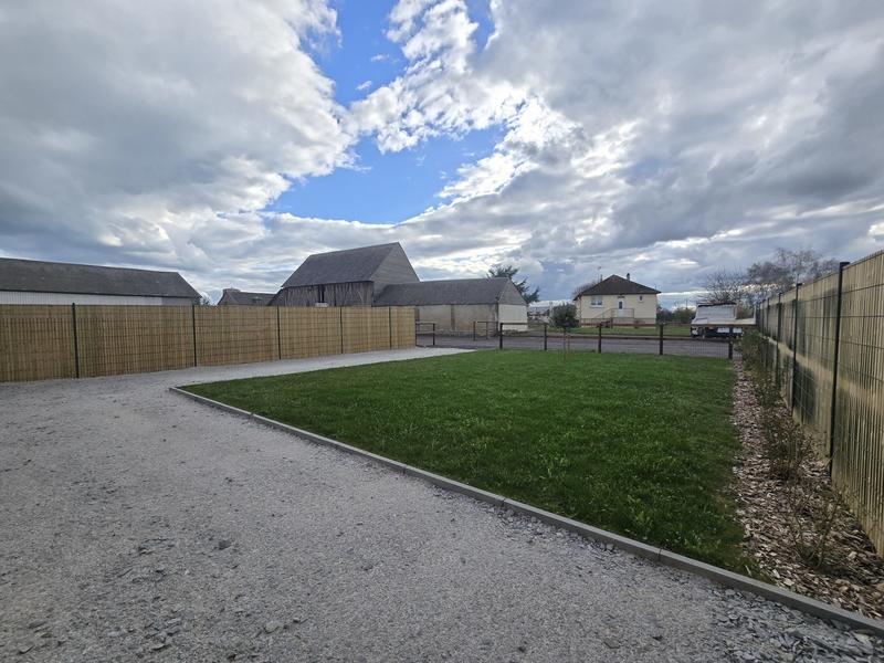 Maison - 95 m² - 5 pièces