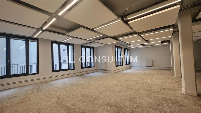 Bureau - 192 m²