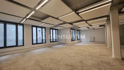Bureau - 192 m²