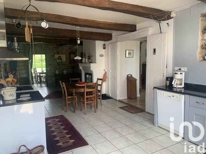 Maison - 211 m² - 7 pièces