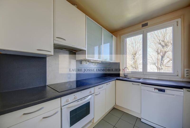 Appartement - 94 m² - 4 pièces