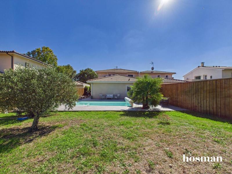 Maison - 167 m² - 5 pièces