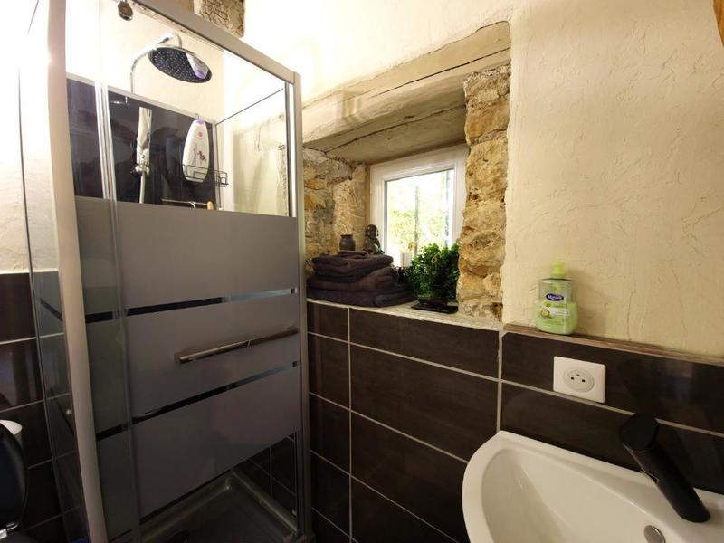 Maison en pierre - 165 m² - 6 pièces