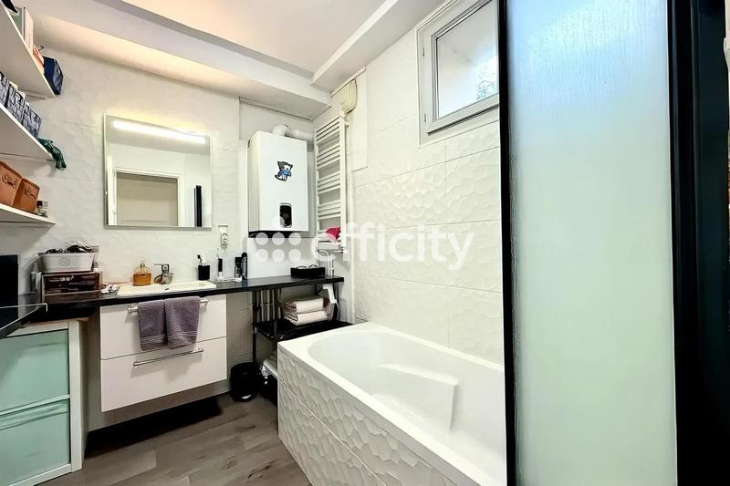 Appartement - 57 m² - 4 pièces