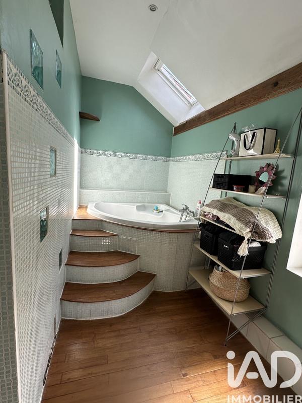 Maison - 190 m² - 5 pièces