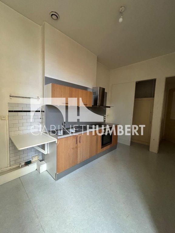 Appartement - 121 m² - 3 pièces