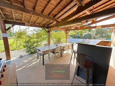 Maison - 180 m² - 7 pièces