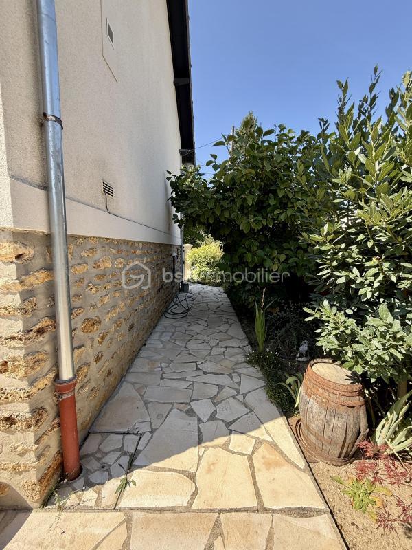 Maison - 85 m² - 3 pièces