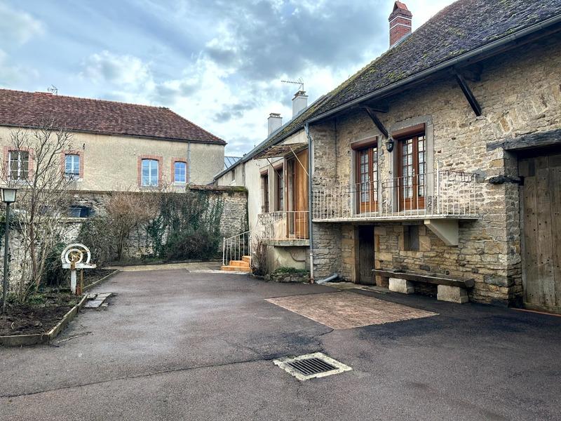 Maison de village - 81 m² - 5 pièces