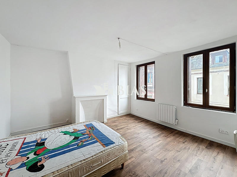 Maison - 80 m² - 5 pièces