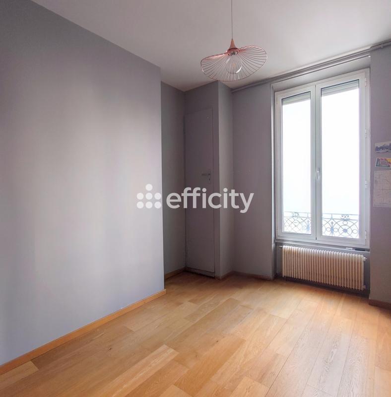 Appartement - 156 m² - 5 pièces