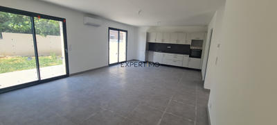 Villa - 106 m² - 4 pièces