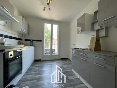 Appartement - 72 m² - 3 pièces