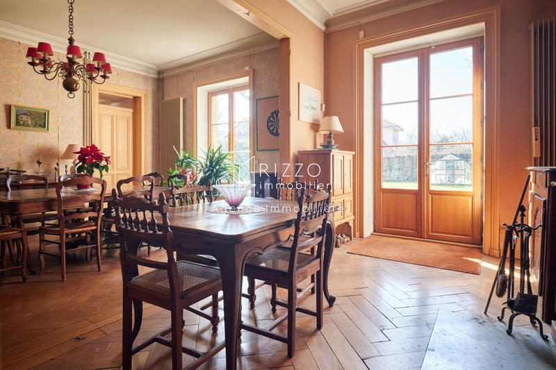 Bastide - 313 m² - 10 pièces