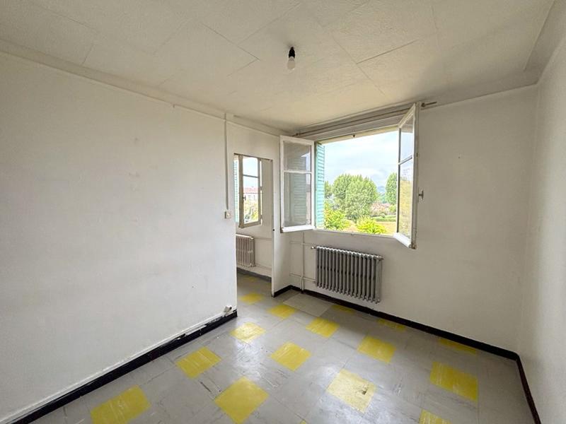 Appartement - 60 m² - 4 pièces