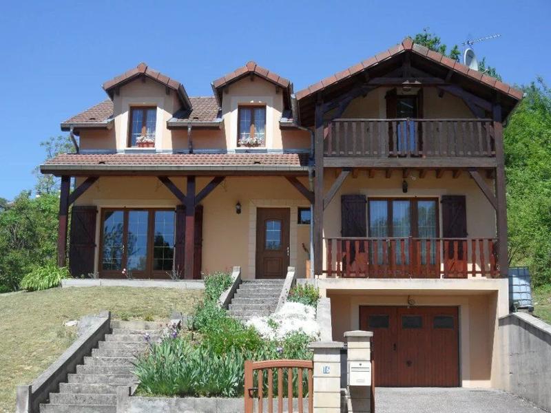 Maison - 154 m² - 6 pièces