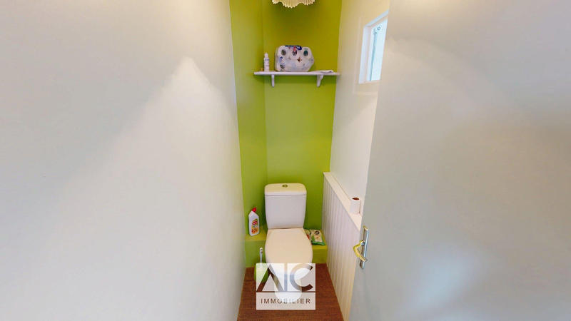 Maison - 190 m² - 8 pièces