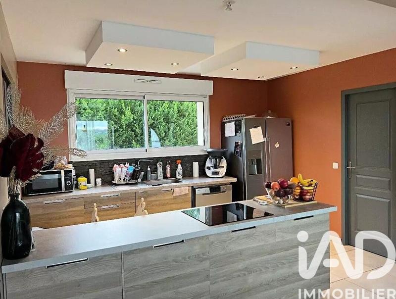 Maison - 111 m² - 4 pièces