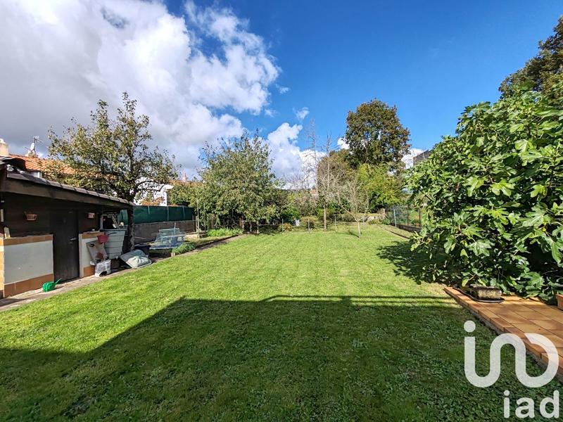 Maison - 203 m² - 7 pièces