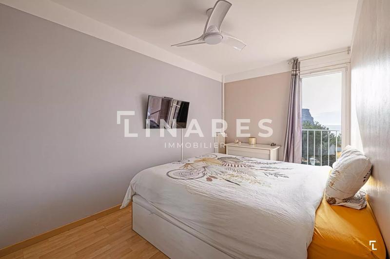 Appartement - 93 m² - 5 pièces