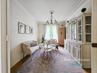 Maison bourgeoise - 237 m² - 9 pièces