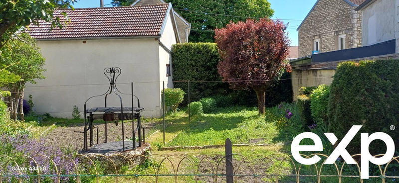 Maison traditionnelle - 167 m² - 6 pièces