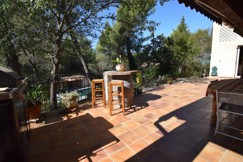 Maison - 210 m² - 5 pièces